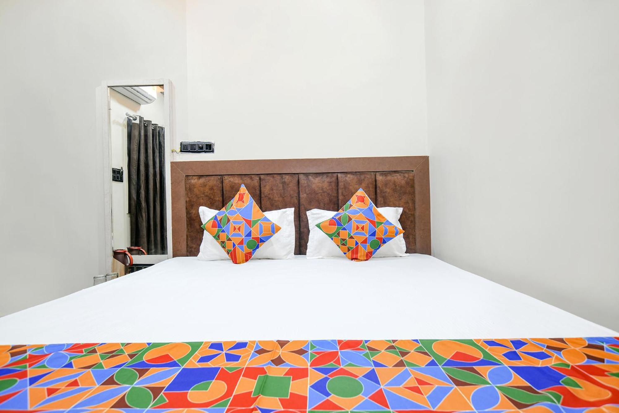 Fabhotel Shiva Grand اوجاين المظهر الخارجي الصورة