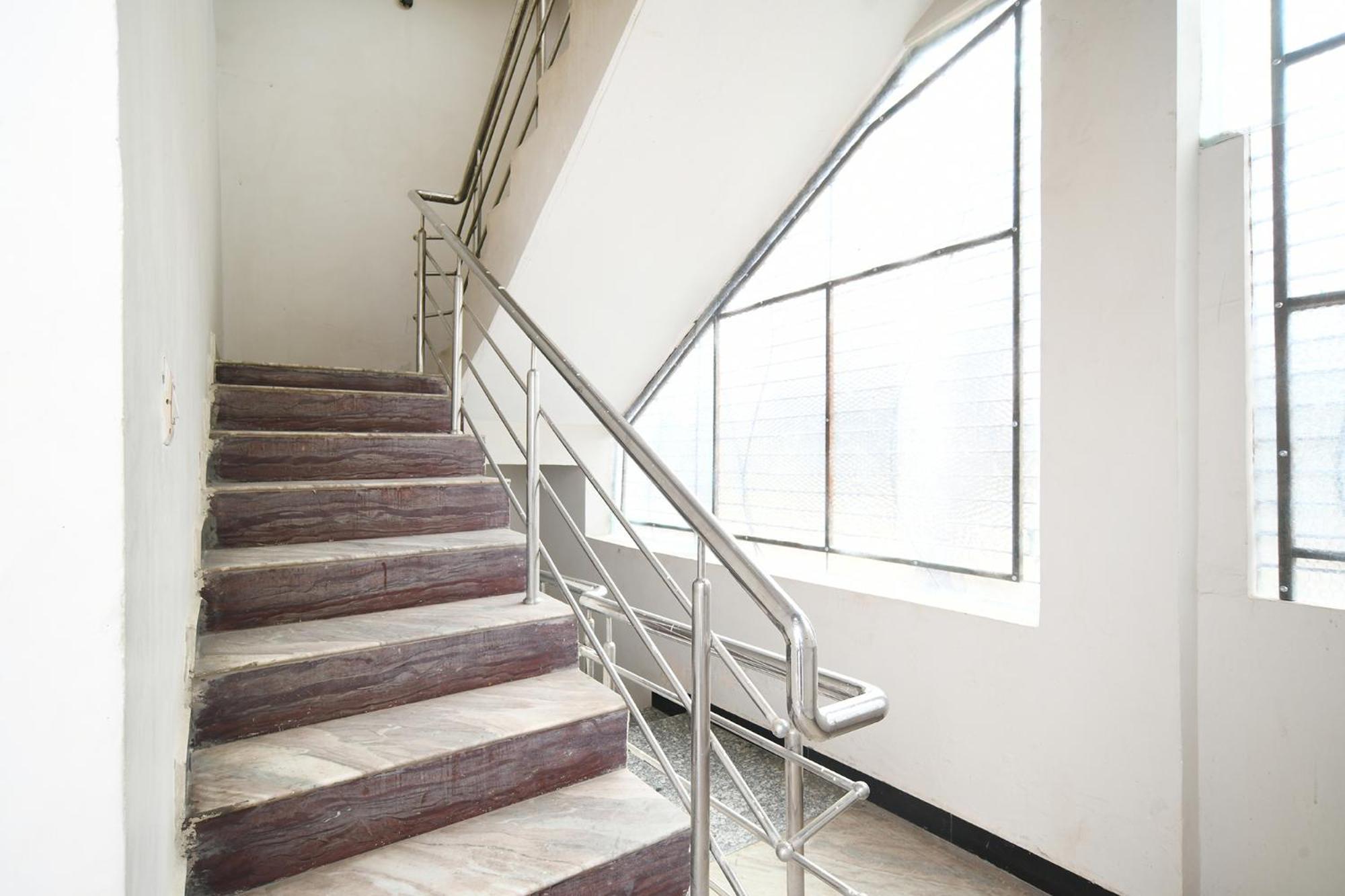 Fabhotel Shiva Grand اوجاين المظهر الخارجي الصورة